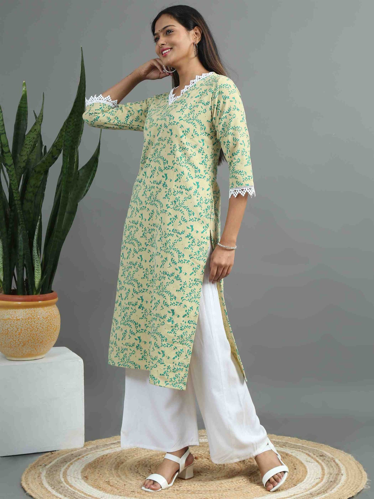 Green Leafy Printed Kurta (Beige printed floral kurta)